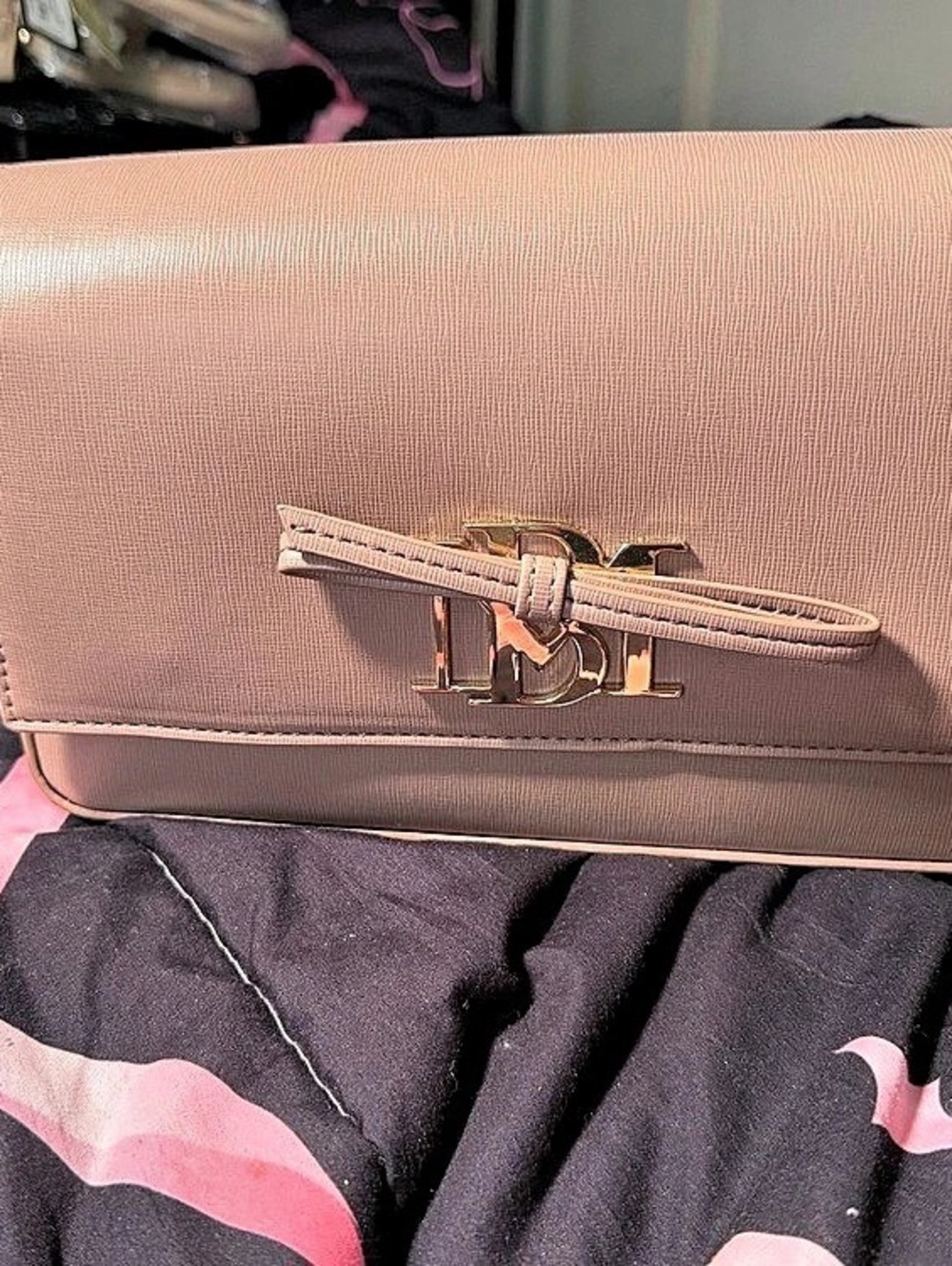 Badgley Mischka Bow Crossbody Vegan Leather Bag Pink